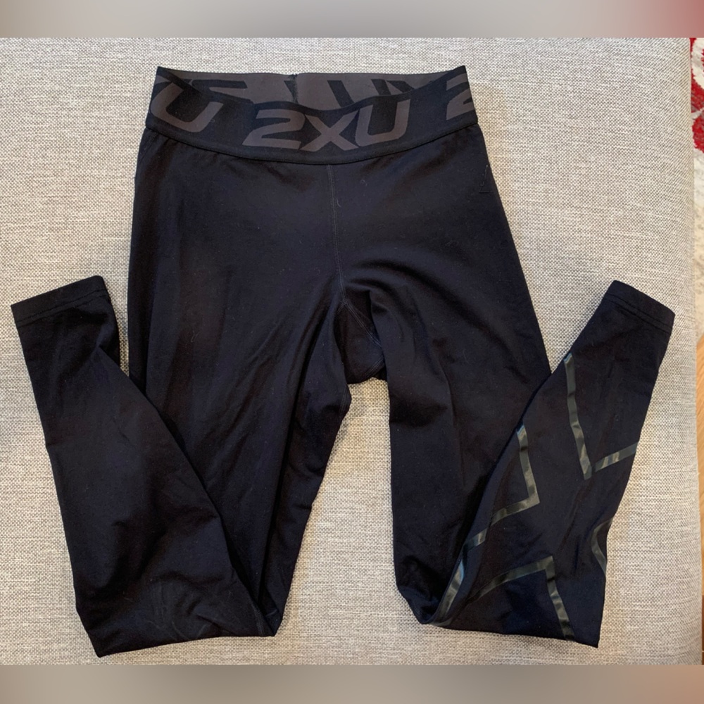 EUC 2XU Lined Black Compression Leggings